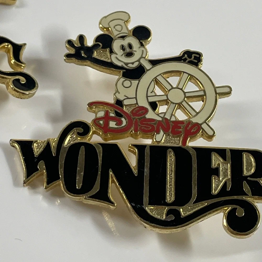 READ Disney Cruise Line Pins Mickey Mouse Magic Wonder Set Gold Enamel Vintage